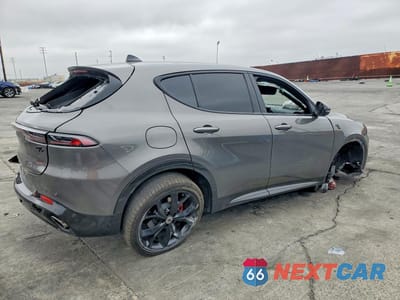 Trzecie zdjęcie samochodu z tyłu: 2024 DODGE HORNET R VIN:ZACPDFCW6R3A20788 - miniatura