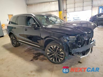 Czwarte zdjęcie samochodu z boku: 2026 VOLVO XC90 PLUS VIN:YV4062PE2T1522152 - miniatura