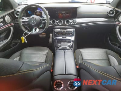 Zdjęcie 8 z 12 samochodu: 2021 MERCEDES-BENZ E 63 AMG-S 4MATIC VIN:W1KZF8KB0MA989734 - miniatura