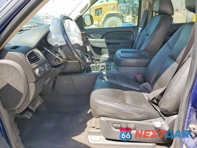 Zdjęcie 7 z 12 samochodu: 2013 CHEVROLET AVALANCHE LTZ VIN:3GNTKGE78DG113094 - miniatura