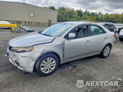 2010 KIA FORTE EX KNAFU4A24A5235704 - główne zdjęcie licytacji z USA - miniatura