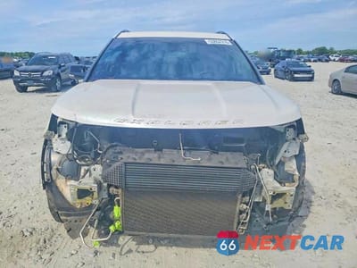 Piąte zdjęcie samochodu w środku: 2018 FORD EXPLORER SPORT VIN:1FM5K8GT3JGB51434 - miniatura