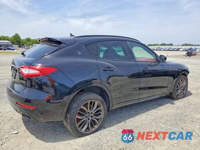Trzecie zdjęcie samochodu z tyłu: 2018 MASERATI LEVANTE S SPORT VIN:ZN661YUS4JX301346 - miniatura