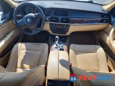 Zdjęcie 8 z 12 samochodu: 2013 BMW X5 XDRIVE35D VIN:5UXZW0C54D0B91491 - miniatura