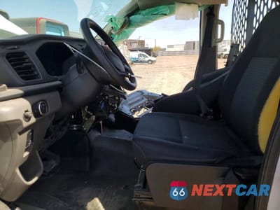 Zdjęcie 7 z 13 samochodu: 2025 FORD TRANSIT T-250 VIN:1FTBR1Y83SKA54124 - miniatura