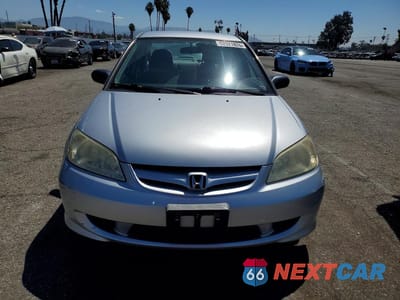Piąte zdjęcie samochodu w środku: 2005 HONDA CIVIC LX VIN:2HGES16555H508607 - miniatura
