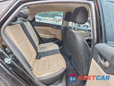 Zdjęcie 10 z 12 samochodu: 2021 HYUNDAI ACCENT SE VIN:3KPC24A6XME146341 - miniatura