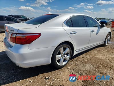 Trzecie zdjęcie samochodu z tyłu: 2010 LEXUS LS 460 VIN:JTHBL5EFXA5092019 - miniatura
