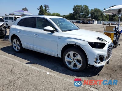 Czwarte zdjęcie samochodu z boku: 2025 AUDI Q5 PREMIUM PLUS 45 VIN:WA1EAAFY9S2011764 - miniatura