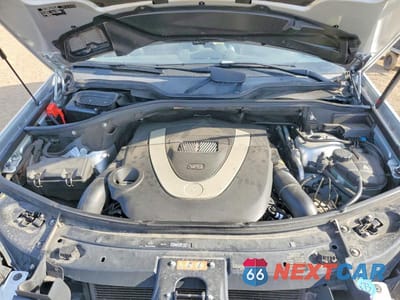 Zdjęcie 12 z 14 samochodu: 2008 MERCEDES-BENZ ML 550 VIN:4JGBB72E88A352927 - miniatura