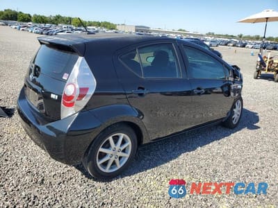 Trzecie zdjęcie samochodu z tyłu: 2012 TOYOTA PRIUS C THREE VIN:JTDKDTB39C1511517 - miniatura