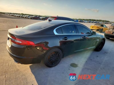 Trzecie zdjęcie samochodu z tyłu: 2013 JAGUAR XF VIN:SAJWJ0EF4D8S92278 - miniatura