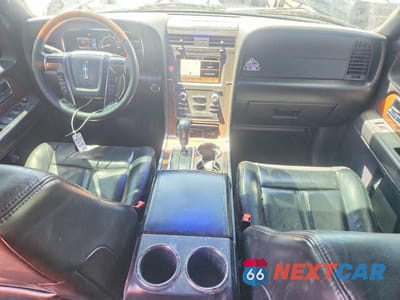 Zdjęcie 8 z 13 samochodu: 2016 LINCOLN NAVIGATOR SELECT VIN:5LMJJ2HT3GEL09429 - miniatura