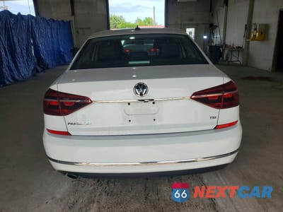Zdjęcie 6 z 12 samochodu: 2017 VOLKSWAGEN PASSAT SE VIN:1VWBT7A30HC012075 - miniatura