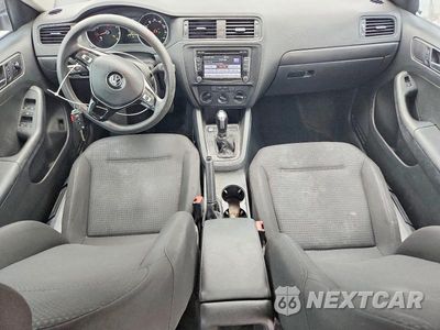 Zdjęcie 8 z 13 samochodu: 2015 VOLKSWAGEN JETTA BASE VIN:3VW2K7AJ0FM320604 - miniatura