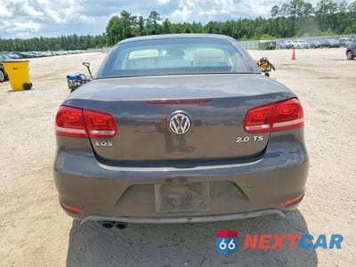 Zdjęcie 6 z 12 samochodu: 2015 VOLKSWAGEN EOS KOMFORT VIN:WVWBW8AHXFV005633 - miniatura