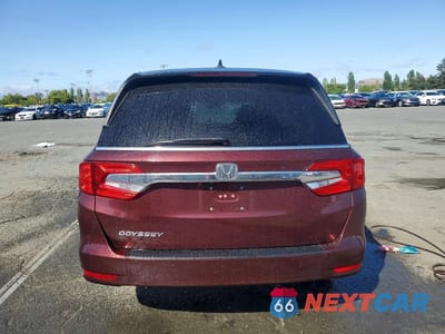 Zdjęcie 6 z 12 samochodu: 2018 HONDA ODYSSEY EXL VIN:5FNRL6H79JB013657 - miniatura
