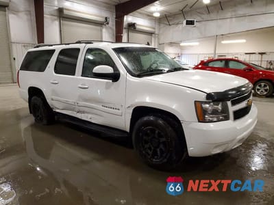Zdjęcie 7 z 26 samochodu: 2008 CHEVROLET SUBURBAN K1500 LS VIN:1GNFK16358R117051 - miniatura