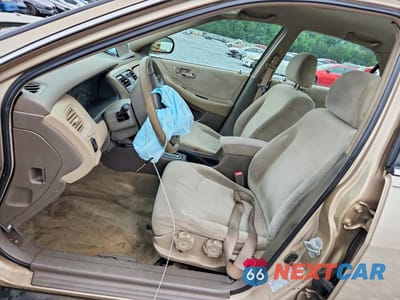 Zdjęcie 7 z 12 samochodu: 2002 HONDA ACCORD LX VIN:1HGCG564X2A090143 - miniatura