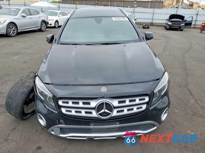 Piąte zdjęcie samochodu w środku: 2019 MERCEDES-BENZ GLA 250 VIN:WDCTG4EB4KJ602613 - miniatura