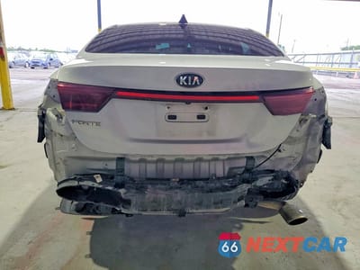 Zdjęcie 6 z 12 samochodu: 2021 KIA FORTE LXS VIN:3KPF24AD6ME269632 - miniatura