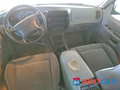 Zdjęcie 8 z 12 samochodu: 1997 FORD EXPLORER VIN:1FMDU34X3VZA35922 - miniatura