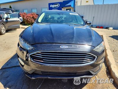 Piąte zdjęcie samochodu w środku: 2019 FORD FUSION SE VIN:3FA6P0HD2KR246814 - miniatura