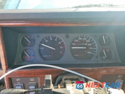Zdjęcie 9 z 13 samochodu: 1996 JEEP CHEROKEE COUNTRY VIN:1J4FJ78S1TL164134 - miniatura