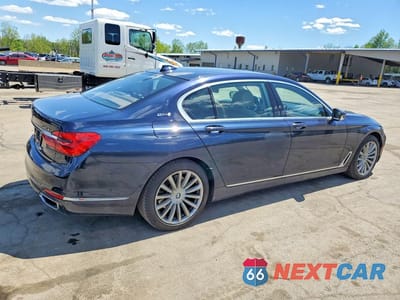 Trzecie zdjęcie samochodu z tyłu: 2018 BMW 740 XE VIN:WBA7J2C56JG938394 - miniatura