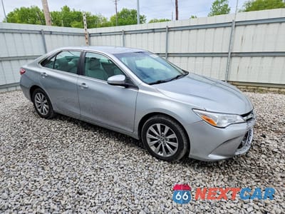 Czwarte zdjęcie samochodu z boku: 2016 TOYOTA CAMRY XLE VIN:4T1BF1FK0GU174624 - miniatura