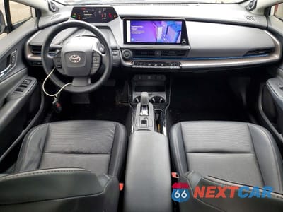 Zdjęcie 8 z 13 samochodu: 2023 TOYOTA PRIUS LIMITED VIN:JTDADABU6P3004870 - miniatura