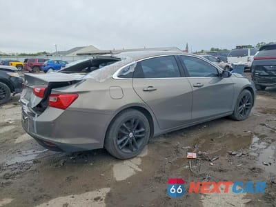 Trzecie zdjęcie samochodu z tyłu: 2018 CHEVROLET MALIBU LT VIN:1G1ZD5ST2JF145127 - miniatura