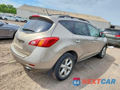 Trzecie zdjęcie samochodu z tyłu: 2010 NISSAN MURANO S VIN:JN8AZ1MW0AW111536 - miniatura