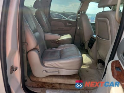 Zdjęcie 11 z 13 samochodu: 2007 CHEVROLET SUBURBAN C1500 VIN:1GNFC16087J190009 - miniatura
