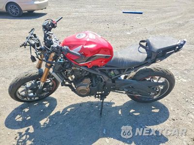 Trzecie zdjęcie samochodu z tyłu: 2022 HONDA CBR500 RA VIN:MLHPC6250N5301702 - miniatura