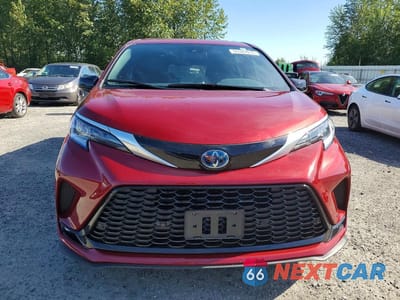 Piąte zdjęcie samochodu w środku: 2023 TOYOTA SIENNA XSE 7-PASSENGER VIN:5TDXSKFC7PS077221 - miniatura