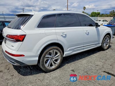 Trzecie zdjęcie samochodu z tyłu: 2021 AUDI Q7 PREMIUM PLUS VIN:WA1LXAF7XMD013981 - miniatura
