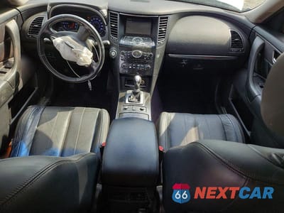 Zdjęcie 8 z 13 samochodu: 2014 INFINITI QX70 BASE VIN:JN8CS1MU7EM450971 - miniatura