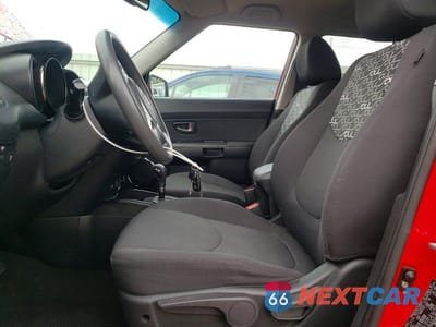Zdjęcie 7 z 13 samochodu: 2010 KIA SOUL + VIN:KNDJT2A25A7177904 - miniatura