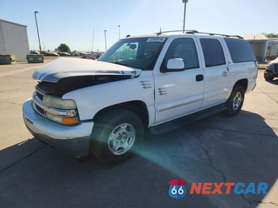 2004 CHEVROLET SUBURBAN C1500 1GNEC16T04J157295 - główne zdjęcie licytacji z USA - miniatura