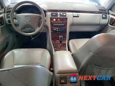 Zdjęcie 8 z 12 samochodu: 2001 MERCEDES-BENZ E 320 VIN:WDBJF65J11B204866 - miniatura
