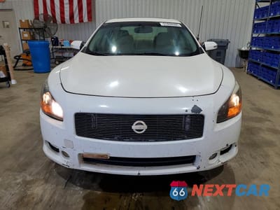 Piąte zdjęcie samochodu w środku: 2011 NISSAN MAXIMA 3.5 S VIN:1N4AA5AP8BC809991 - miniatura