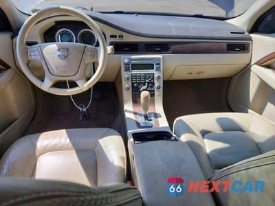 Zdjęcie 8 z 12 samochodu: 2010 VOLVO XC70 3.2 VIN:YV4960BZ1A1089636 - miniatura