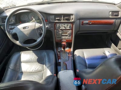 Zdjęcie 8 z 12 samochodu: 2000 VOLVO V70 BASE VIN:YV1LW61J9Y2700972 - miniatura