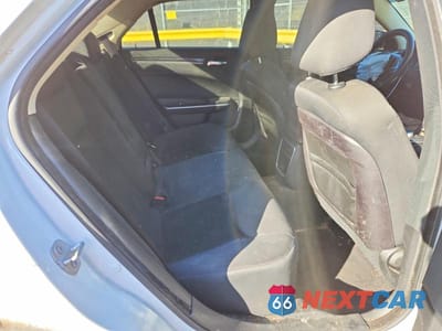 Zdjęcie 10 z 12 samochodu: 2019 CHRYSLER 300 TOURING VIN:2C3CCAAG8KH700888 - miniatura
