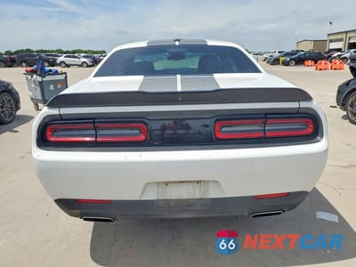 Zdjęcie 6 z 13 samochodu: 2020 DODGE CHALLENGER SXT VIN:2C3CDZAG5LH243373 - miniatura