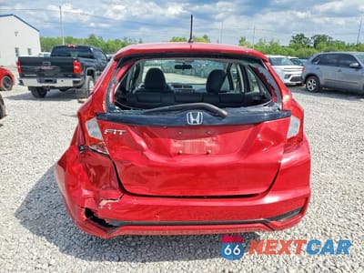 Zdjęcie 6 z 12 samochodu: 2018 HONDA FIT LX VIN:3HGGK5G49JM720430 - miniatura