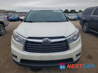 Piąte zdjęcie samochodu w środku: 2016 TOYOTA HIGHLANDER LIMITED VIN:5TDDKRFH9GS243973 - miniatura