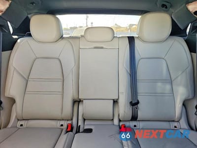 Zdjęcie 10 z 13 samochodu: 2022 PORSCHE CAYENNE VIN:WP1AA2AYXNDA01494 - miniatura