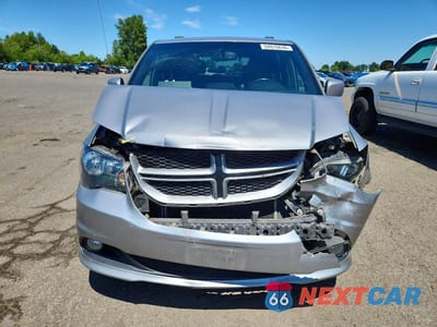 Piąte zdjęcie samochodu w środku: 2017 DODGE GRAND CARAVAN GT VIN:2C4RDGEG5HR693160 - miniatura